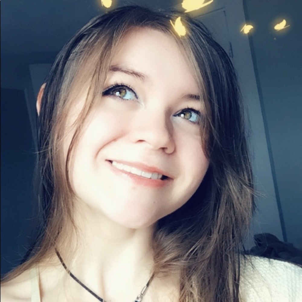 Meet your Posher, Laura